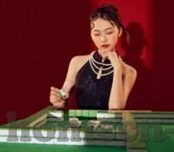 骰子游戏比大小-骰子游戏比大小，策略与乐趣的碰撞